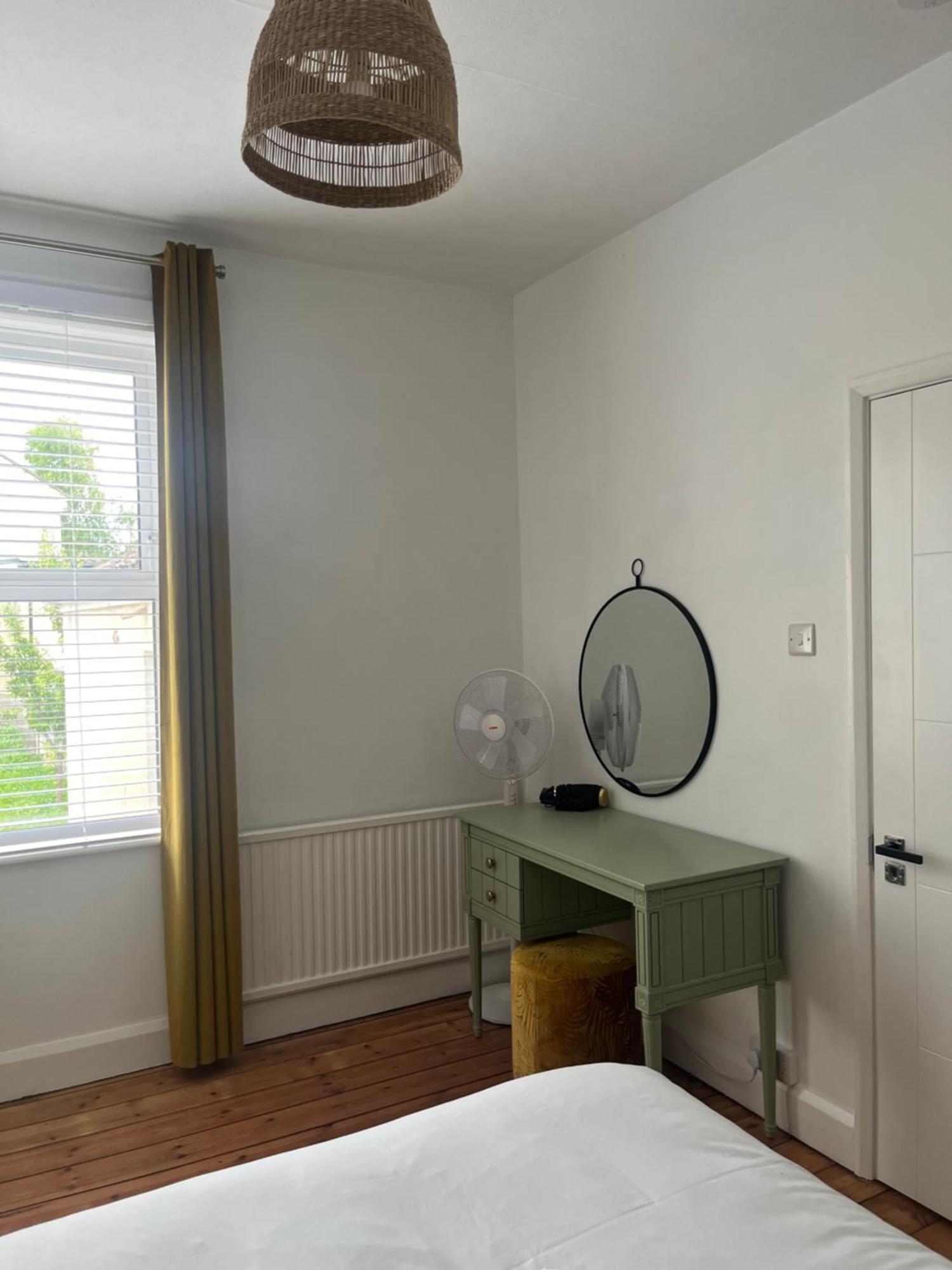 Spacious And Stylish Home Bath Zewnętrze zdjęcie